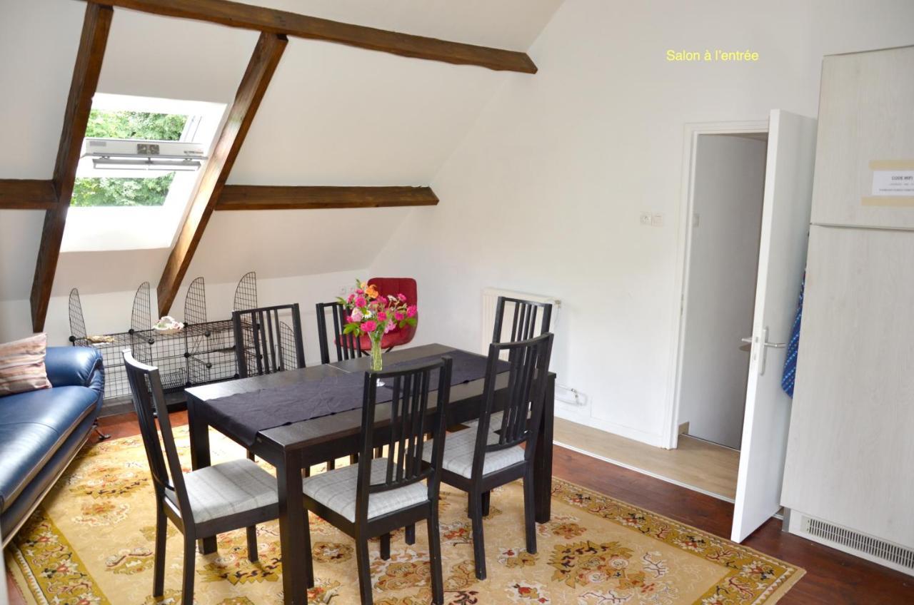 Appartement Charmant Orgnac-Sur-Vezere Avec Jardin Et Parking Exterior photo