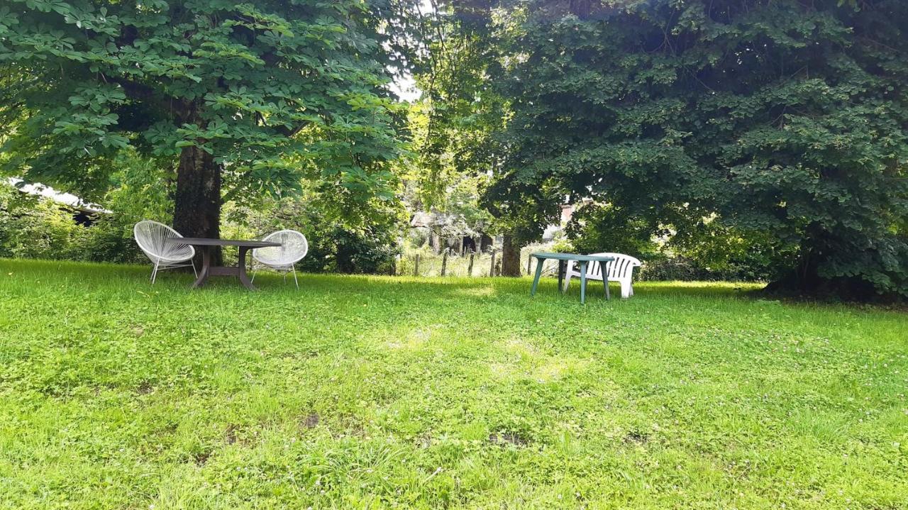 Appartement Charmant Orgnac-Sur-Vezere Avec Jardin Et Parking Exterior photo